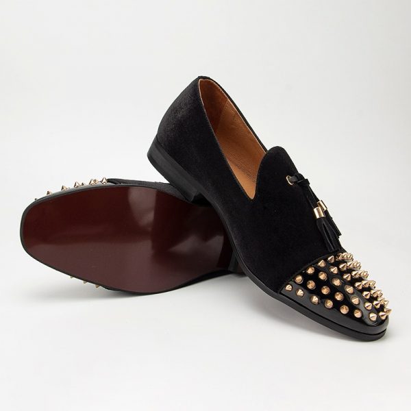 Men's black tassels spikes loafers with slip-on design, perfect for prom and formal occasions. Featuring bold spike embellishments and stylish tassel details.
