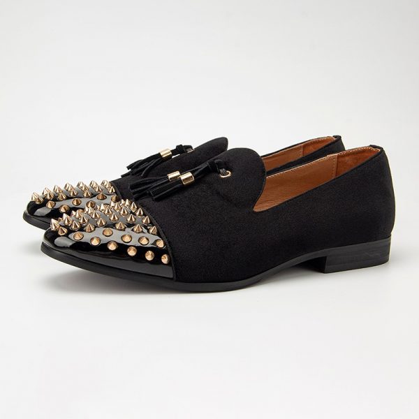Men's black tassels spikes loafers with slip-on design, perfect for prom and formal occasions. Featuring bold spike embellishments and stylish tassel details.