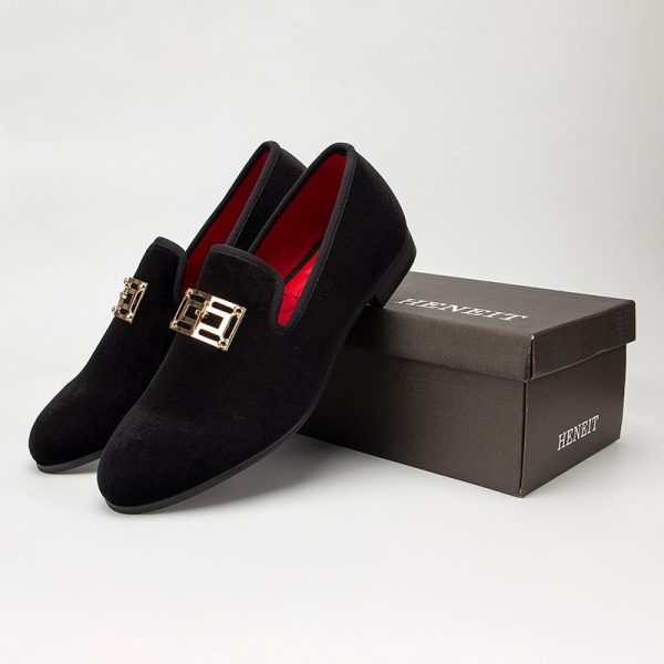 Men’s velvet slip-on dress loafers with cushioned insole, perfect for formal events, weddings, and business wear.